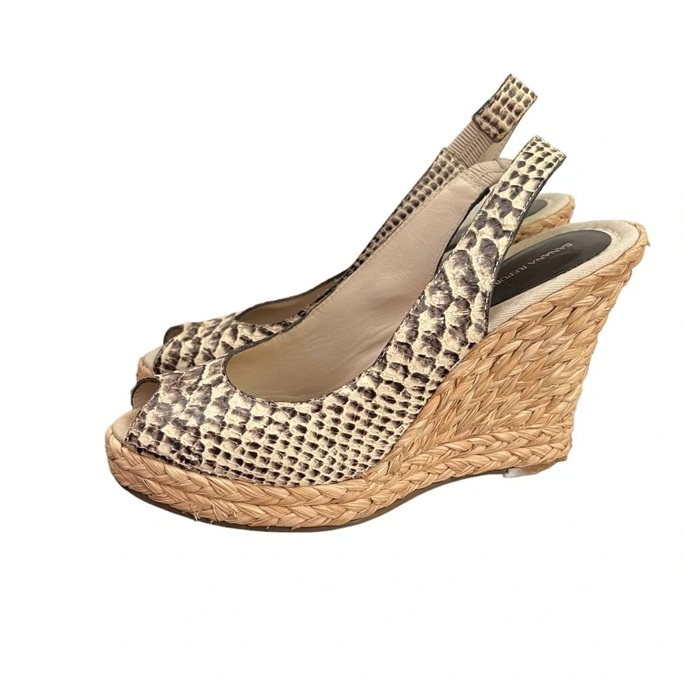 Banana Republic these cute